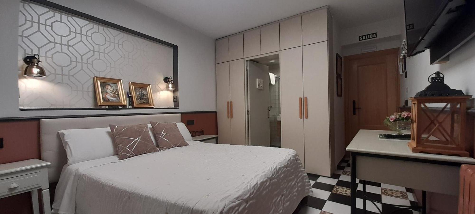 Hostal El Lechuguero Cascante Exteriér fotografie